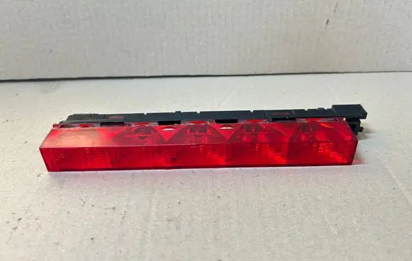 Ford Focus Third/center stoplight 1S7113A613AE