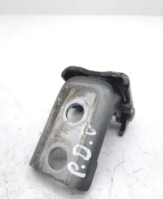 Peugeot 3008 I Front door upper hinge 