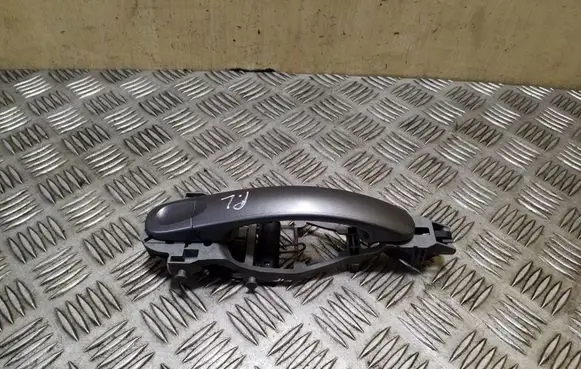 Volkswagen Golf Plus Front door exterior handle 1K0837885A 1Q0837885A
