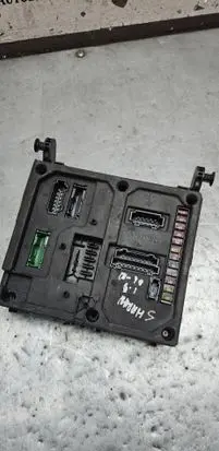 Volkswagen Sharan Fuse module S108145200H 97VW14B2053C 296972725