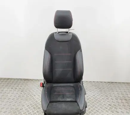 Mercedes-Benz GLA H247 Front driver seat A0009106105