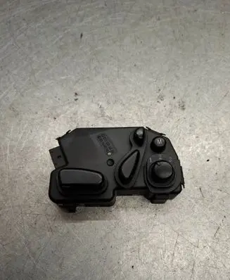 Mercedes-Benz C W203 Seat control switch 2038214258