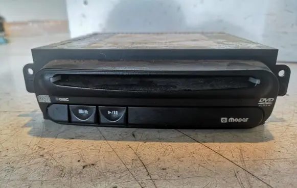 Chrysler Grand Voyager IV CD/DVD changer 05080687AA