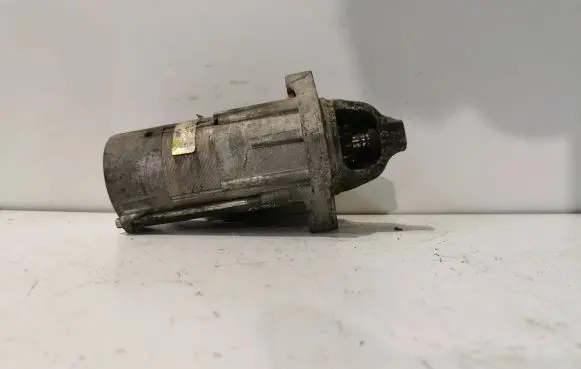 BMW 5 E60 E61 Starter motor 7787354 1014B0B