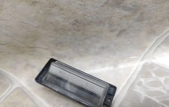 Mitsubishi Galant Number plate light 1141265