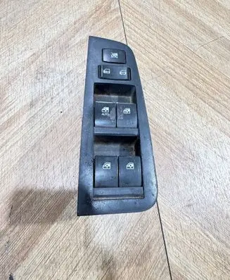 Chevrolet Epica Electric window control switch 96327954 SPMU0051D