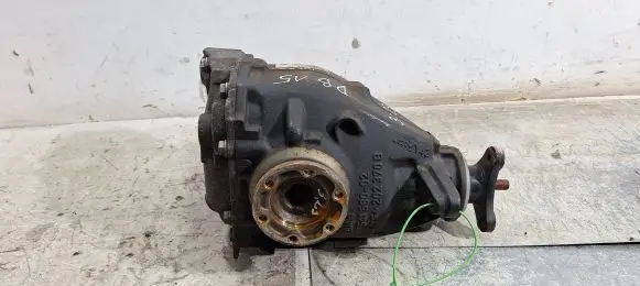 BMW X1 E84 Rear differential 7611131
