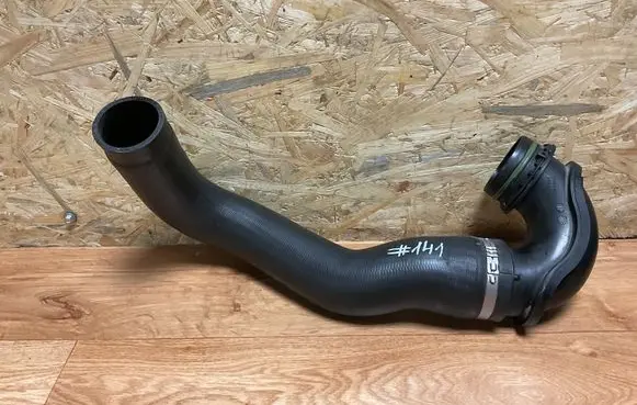 Opel Insignia A Intercooler hose/pipe VRBF20609