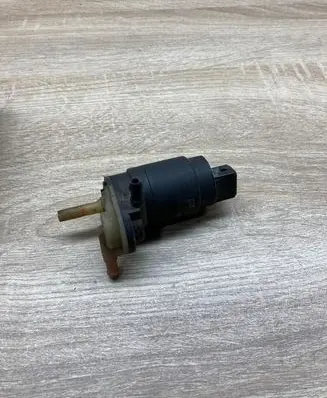 Opel Signum Windscreen/windshield washer pump 24439254