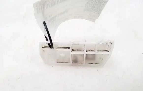 Nissan Note (E11) Rear bumper mounting bracket 852299U000