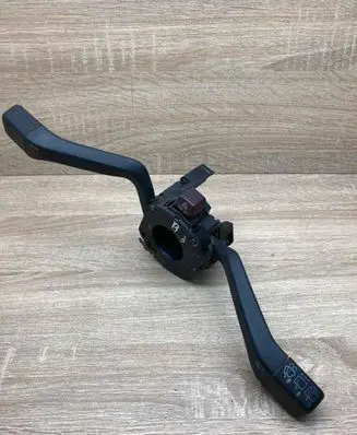 Volkswagen PASSAT B3 Wiper turn signal indicator stalk/switch DOTSAEQC88002 37026