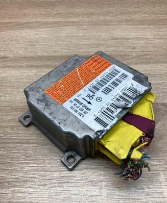 Mercedes-Benz C W203 Mass air flow meter 0018209726 0285001373 WithPlug