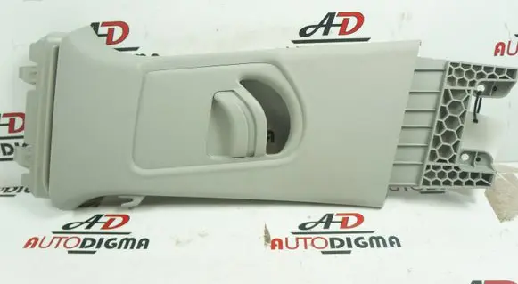 (B) pillar trim (top)