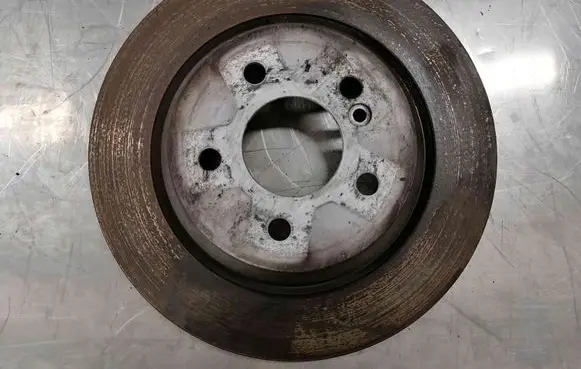 Mercedes-Benz E W211 Rear brake disc A2114230912
