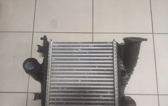 Audi Q7 4M Intercooler radiator 4M0145804BS