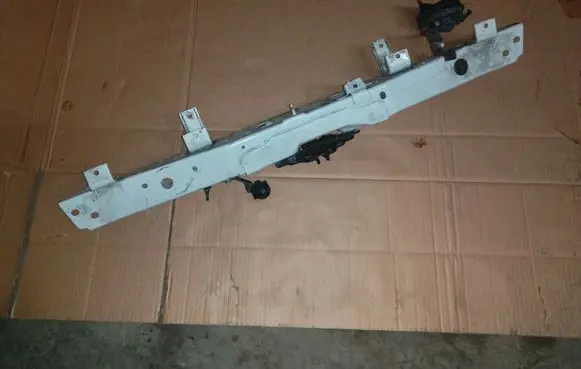 Nissan Qashqai Top upper radiator support slam panel