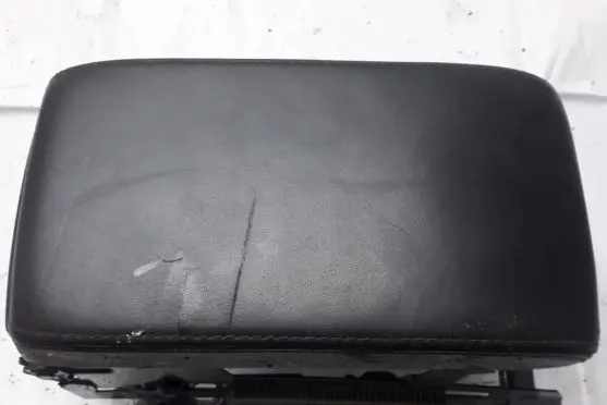 Skoda Superb B5 (3U) Armrest 3U0863319