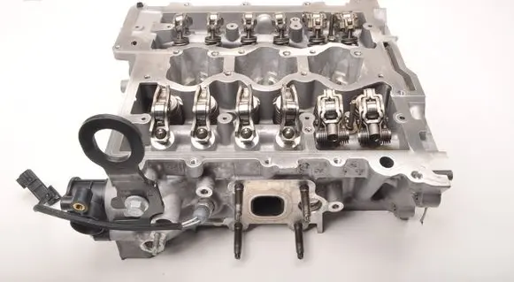 Ford Grand C-MAX Engine head RFH6BG-6090-AB