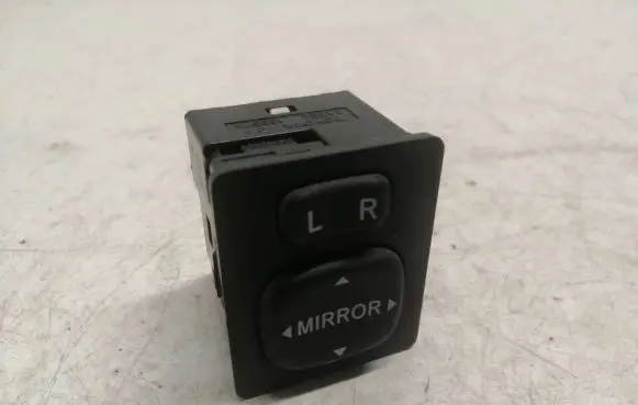 Toyota Auris 150 Wing mirror switch 183574 769746D