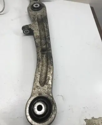 Audi A8 S8 D3 4E Front lower control arm/wishbone