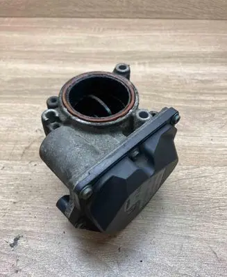 Volkswagen PASSAT B6 Throttle body valve 03L128063D A2C53337753 USED