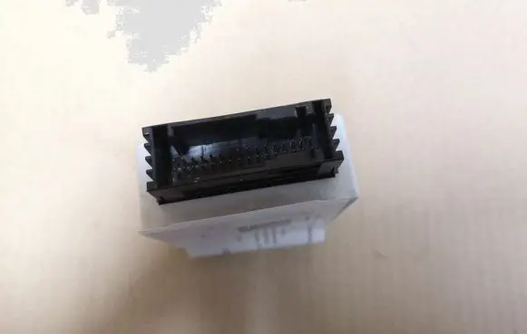 BMW 5 E60 E61 Center console control module 9113064 80049003