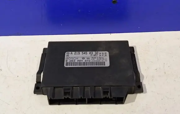 Mercedes-Benz CLS C219 Parking PDC control unit/module A2195450332 0263004072