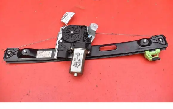 BMW X3 E83 Rear door window regulator with motor 7075884
