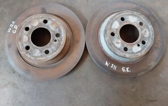 Mercedes-Benz E W211 Rear brake disc