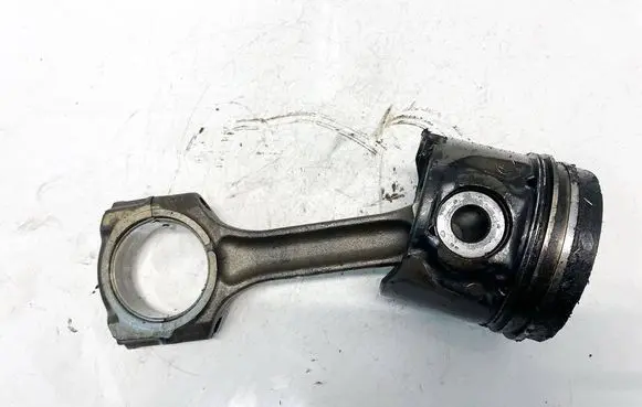 Peugeot 607 Piston with connecting rod