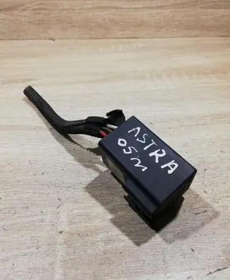 Opel Astra H Other relay 13119468