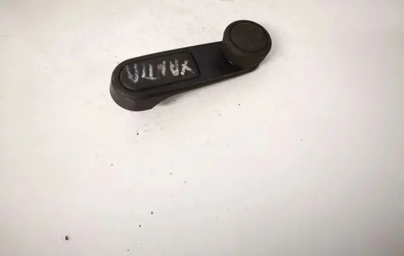 Citroen Xantia Front door window winding handle 