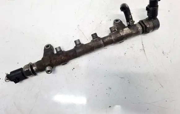 Volkswagen PASSAT B7 Fuel main line pipe 03L089N