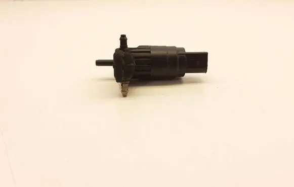 Windshield washer spray nozzle
