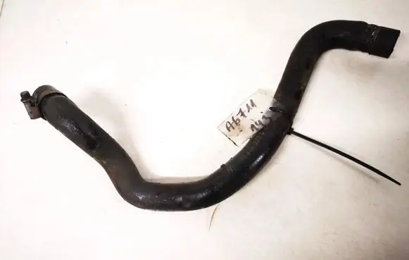 Volkswagen PASSAT B5 Engine coolant pipe/hose 8d0819373e