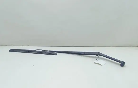 Front wiper blade arm