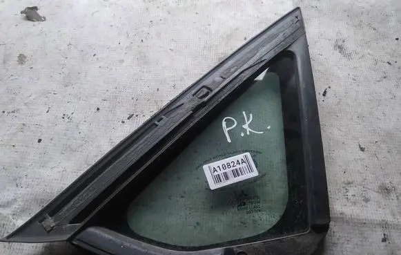 Mitsubishi Endeavor Front triangle window/glass as2