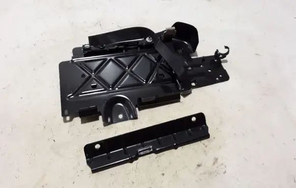 Volvo XC60 Battery bracket 32133903