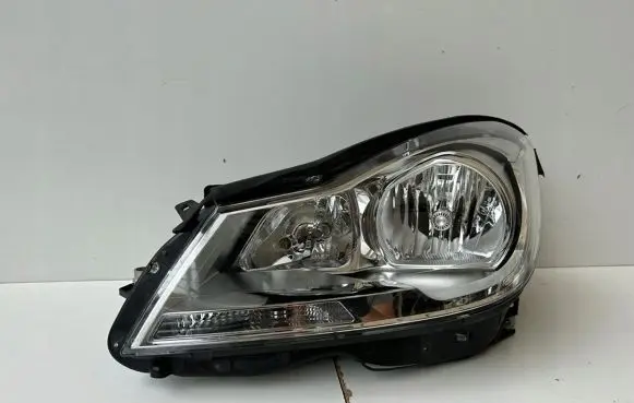 Mercedes-Benz C W204 Headlight/headlamp 2048204959
