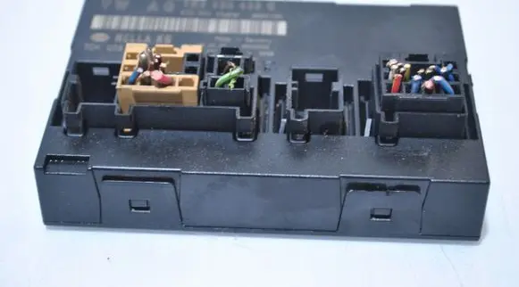 Volkswagen Golf V Comfort/convenience module 1K0959433C