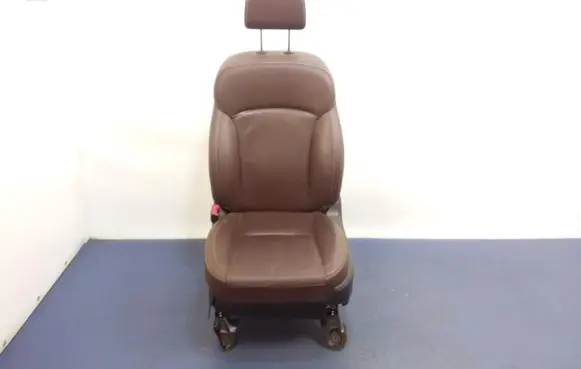 Subaru Forester SJ Front driver seat 