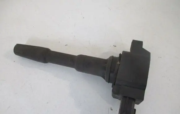 Renault Clio IV High voltage ignition coil 224332428R