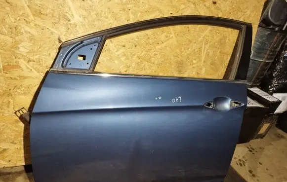 Hyundai i40 Front door