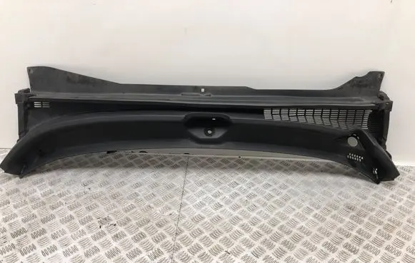 Jeep Renegade Wiper trim