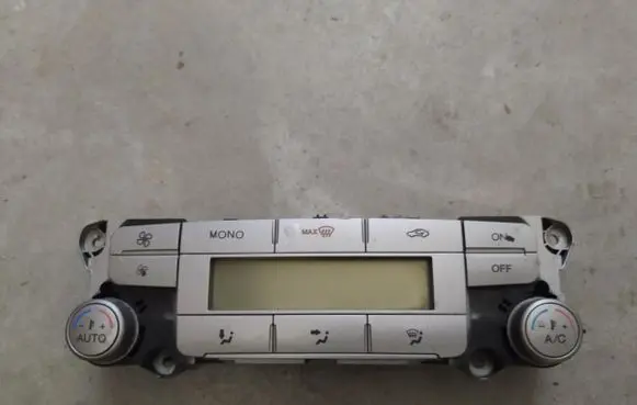 Ford Mondeo MK IV Climate control unit 6M2T18C612AH