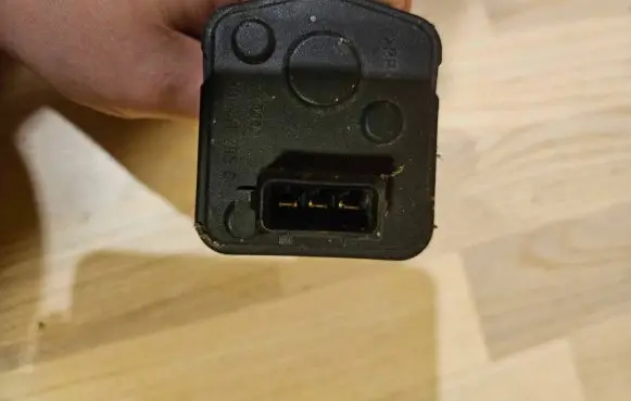 Headlight level adjustment motor