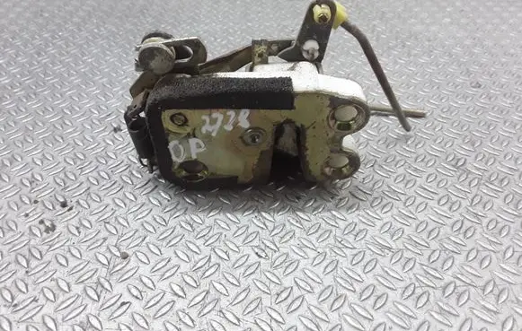 Hyundai Galloper Front door lock