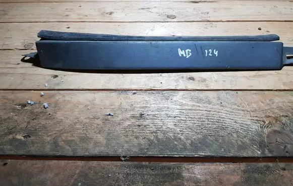 Mercedes-Benz E W124 Under headlight/headlamp trim 1248850385