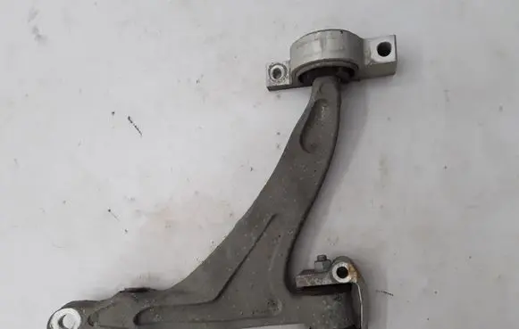 Volvo S90, V90 Front lower control arm/wishbone 31360832