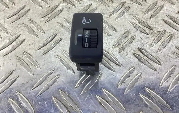 Honda Accord Headlight level height control switch M37548